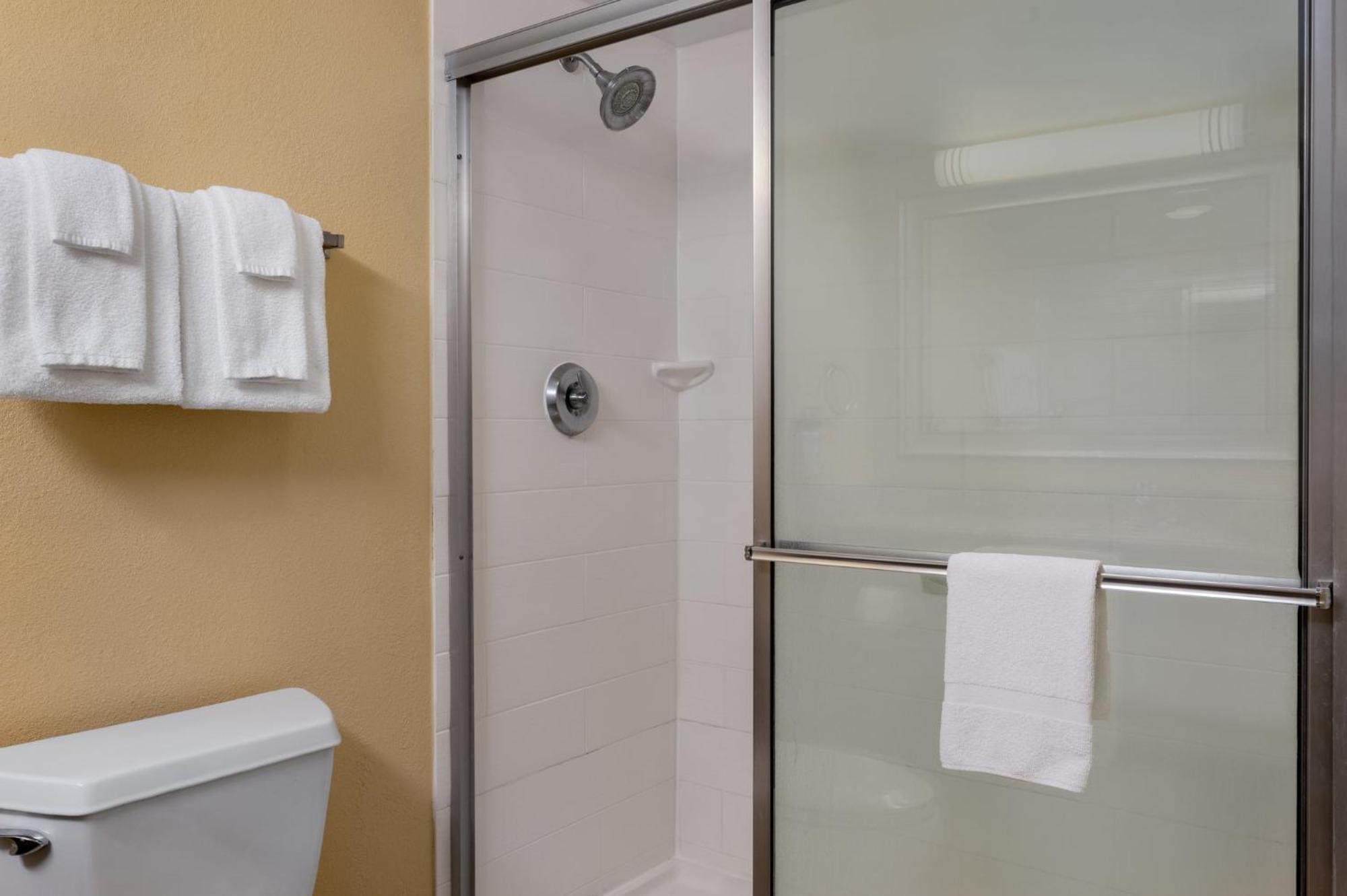 Holiday Inn Express Tallahassee By Ihg Exterior foto